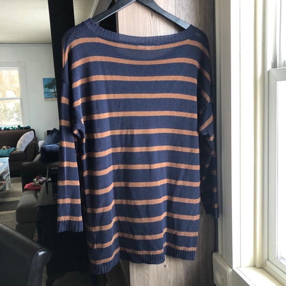 Cleo 3/4 sleeve top - Picture 3 of 3